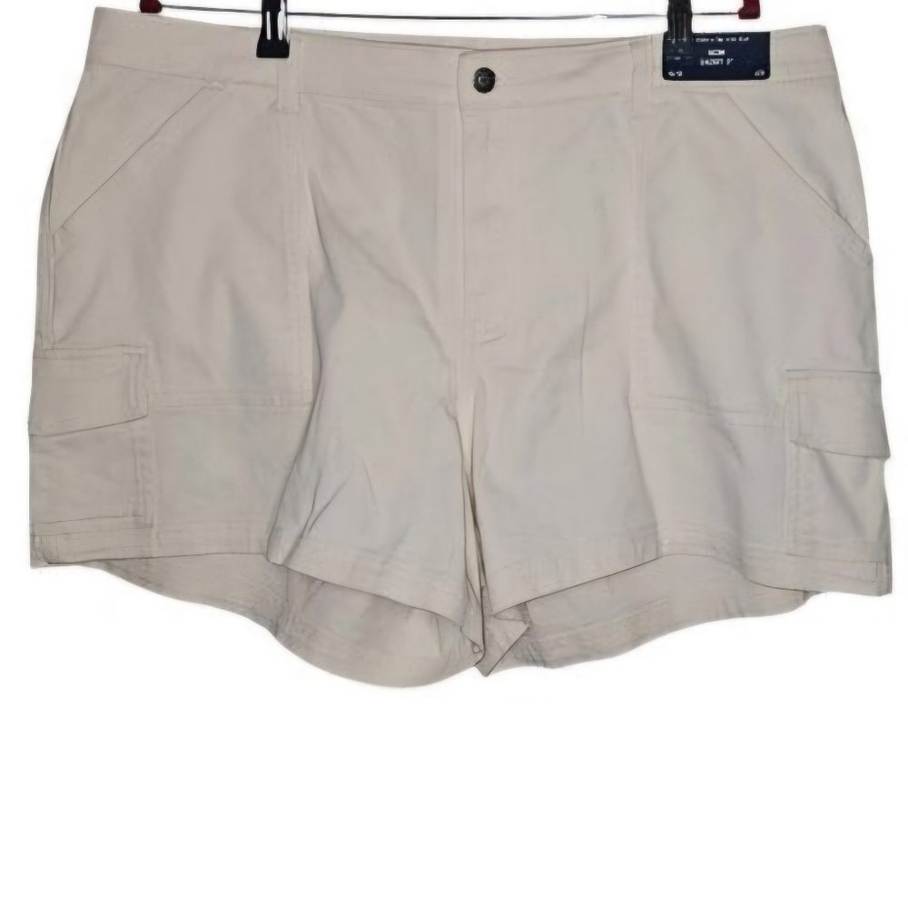 NWT Hollister Cotton Casual  Cream Shorts Size 34W Ultra High Rise Maternity